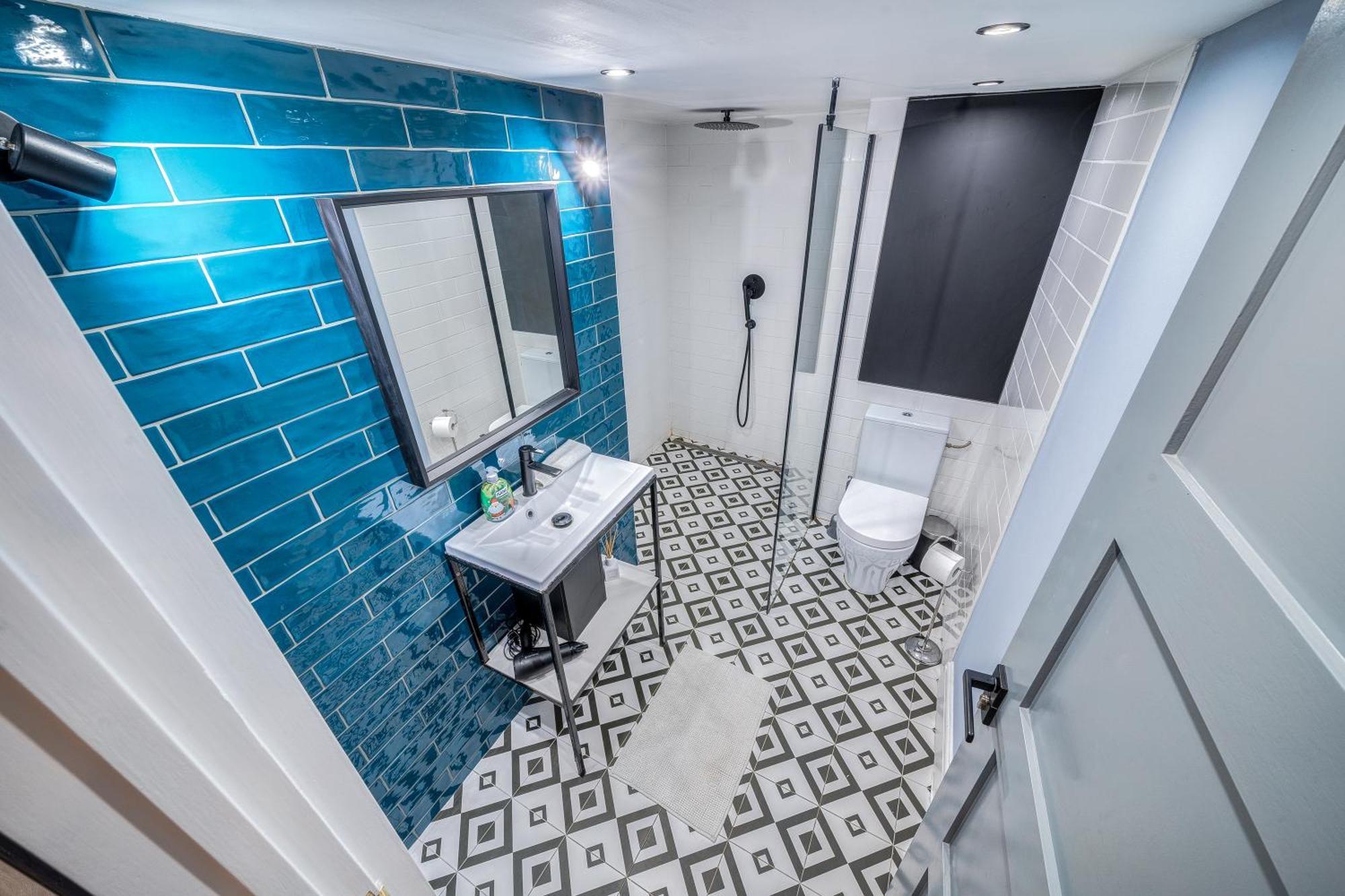Azure Oasis In The Heart Of The City Budapeste Exterior foto